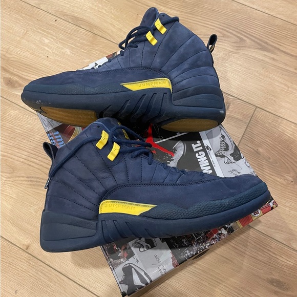 Jordan 12 retro Michigan